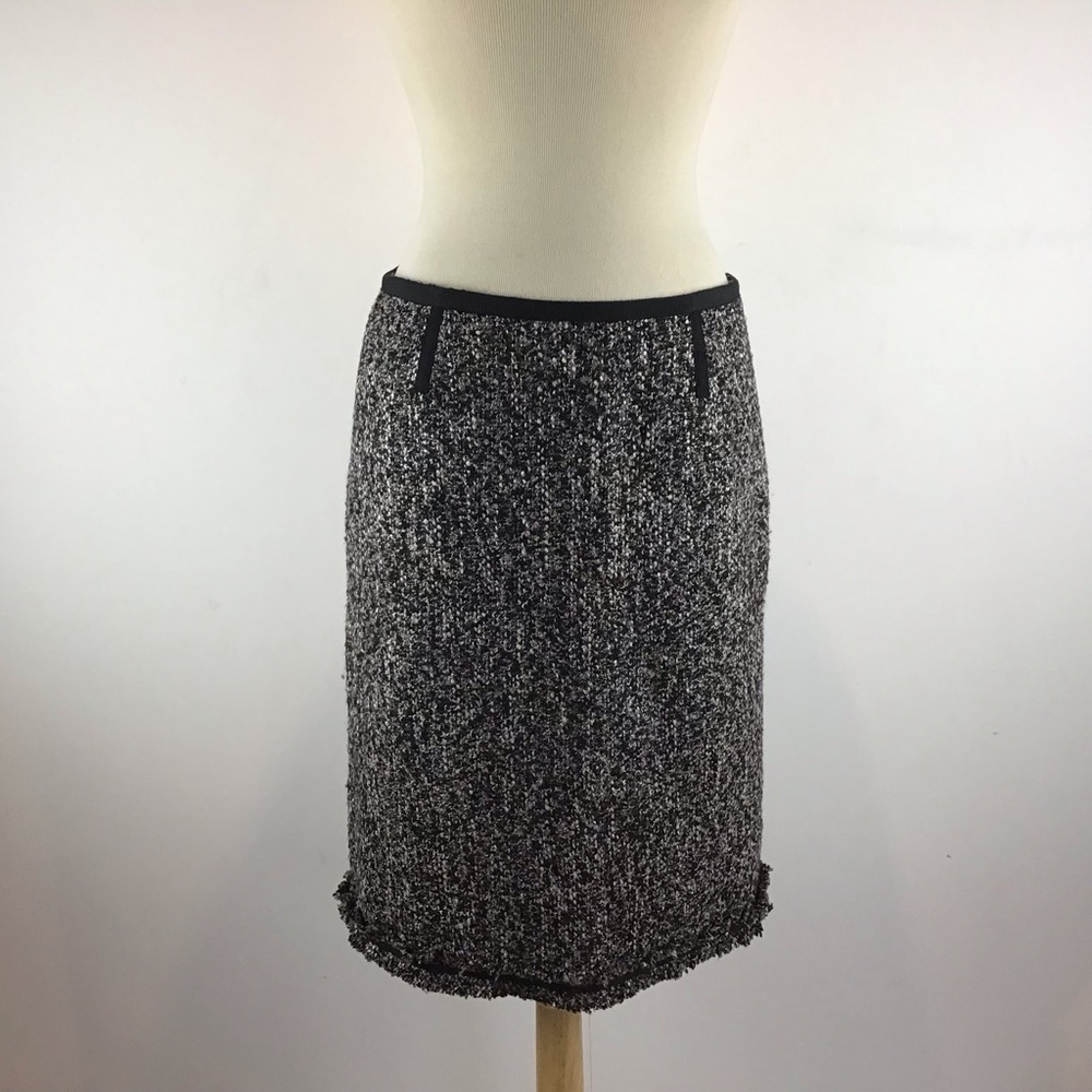 Talbots wool blend black and white tweed straight skirt. Fully lined. Size 6